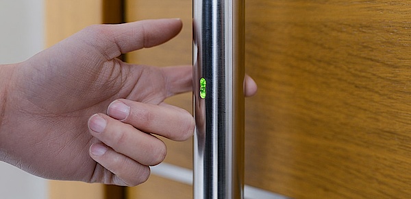 Zutritts­kontrolle bei Informations & Elektrotechnik Schmidt in Muldestausee OT Schlaitz