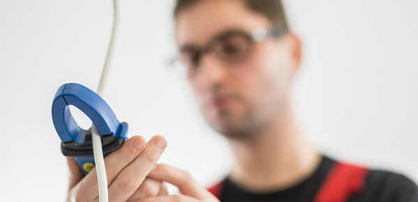 Elektro-Check bei Informations & Elektrotechnik Schmidt in Muldestausee OT Schlaitz